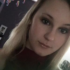 Meet your Posher, Annie